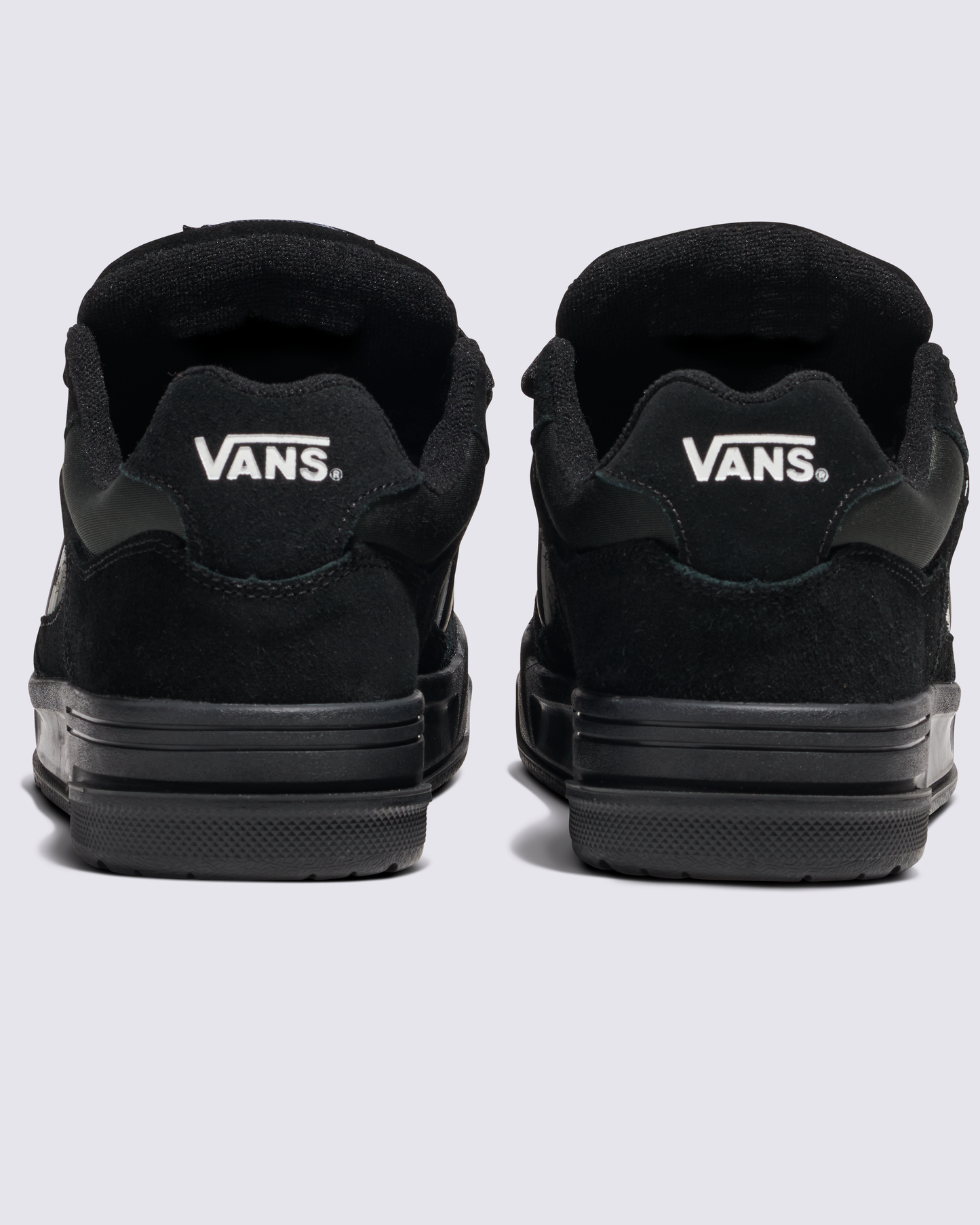 Zapatilla Upland Black/Black/White