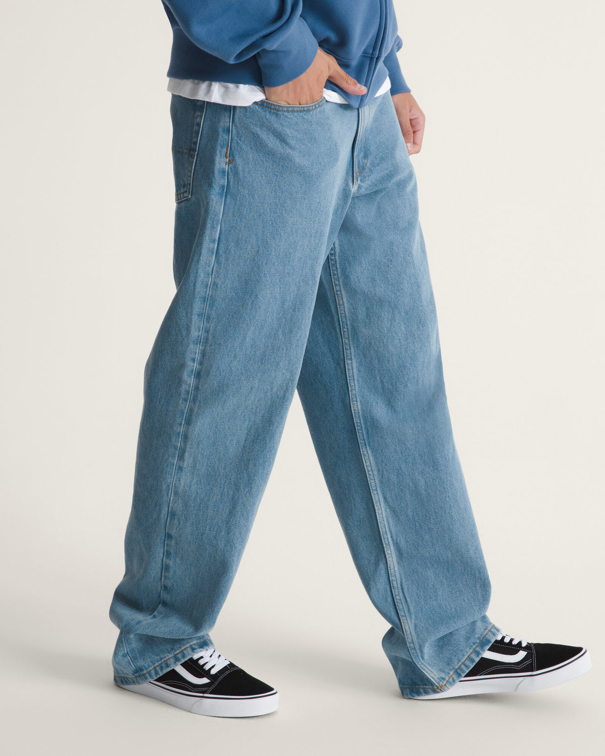 Pantalón Check-5 Loose Denim - 1; Pantalón Check-5 Loose Denim - 2; Pantalón Check-5 Loose Denim - 3; Pantalón Check-5 Loose Denim - 4; Pantalón Check-5 Loose Denim - 5; Pantalón Check-5 Loose Denim - 6; Pantalón Check-5 Loose Denim - 7; Pantalón Check-5 Loose Denim - 8; Pantalón Check-5 Loose Denim - 9; Pantalón Check-5 Loose Denim - 10