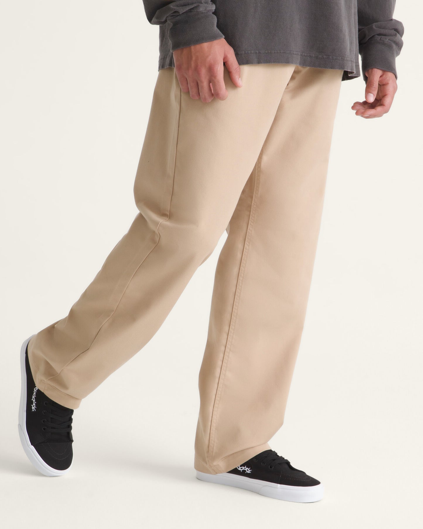 Pantalón Authentic Chino Straight - 1; Pantalón Authentic Chino Straight - 2; Pantalón Authentic Chino Straight - 3; Pantalón Authentic Chino Straight - 4; Pantalón Authentic Chino Straight - 5; Pantalón Authentic Chino Straight - 6; Pantalón Authentic Chino Straight - 7; Pantalón Authentic Chino Straight - 8; Pantalón Authentic Chino Straight - 9; Pantalón Authentic Chino Straight - 10