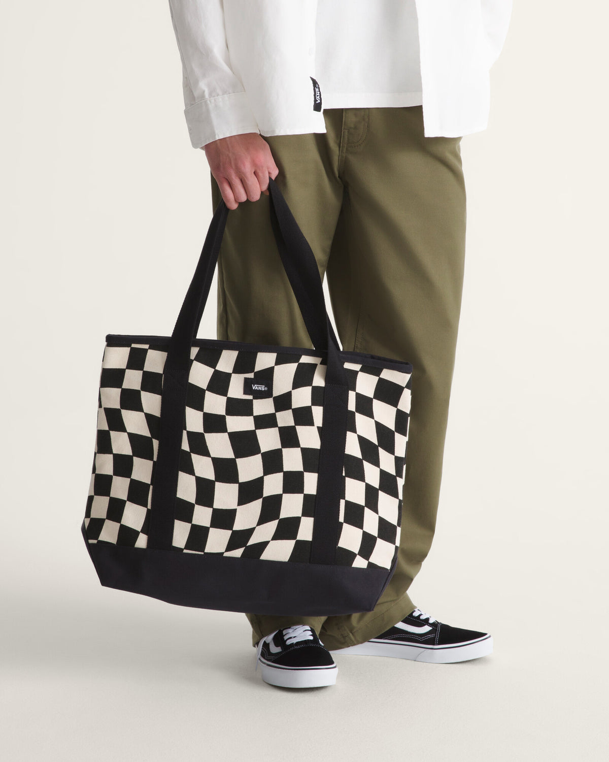 Bolso Pergs Tote - 1; Bolso Pergs Tote - 2; Bolso Pergs Tote - 3; Bolso Pergs Tote - 4; Bolso Pergs Tote - 5; Bolso Pergs Tote - 6; Bolso Pergs Tote - 7; Bolso Pergs Tote - 8; Bolso Pergs Tote - 9; Bolso Pergs Tote - 10