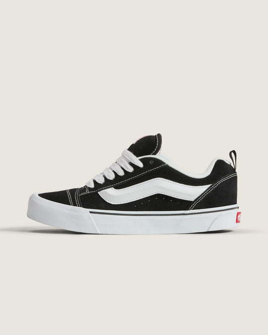 Zapatilla Knu Skool Black/True White