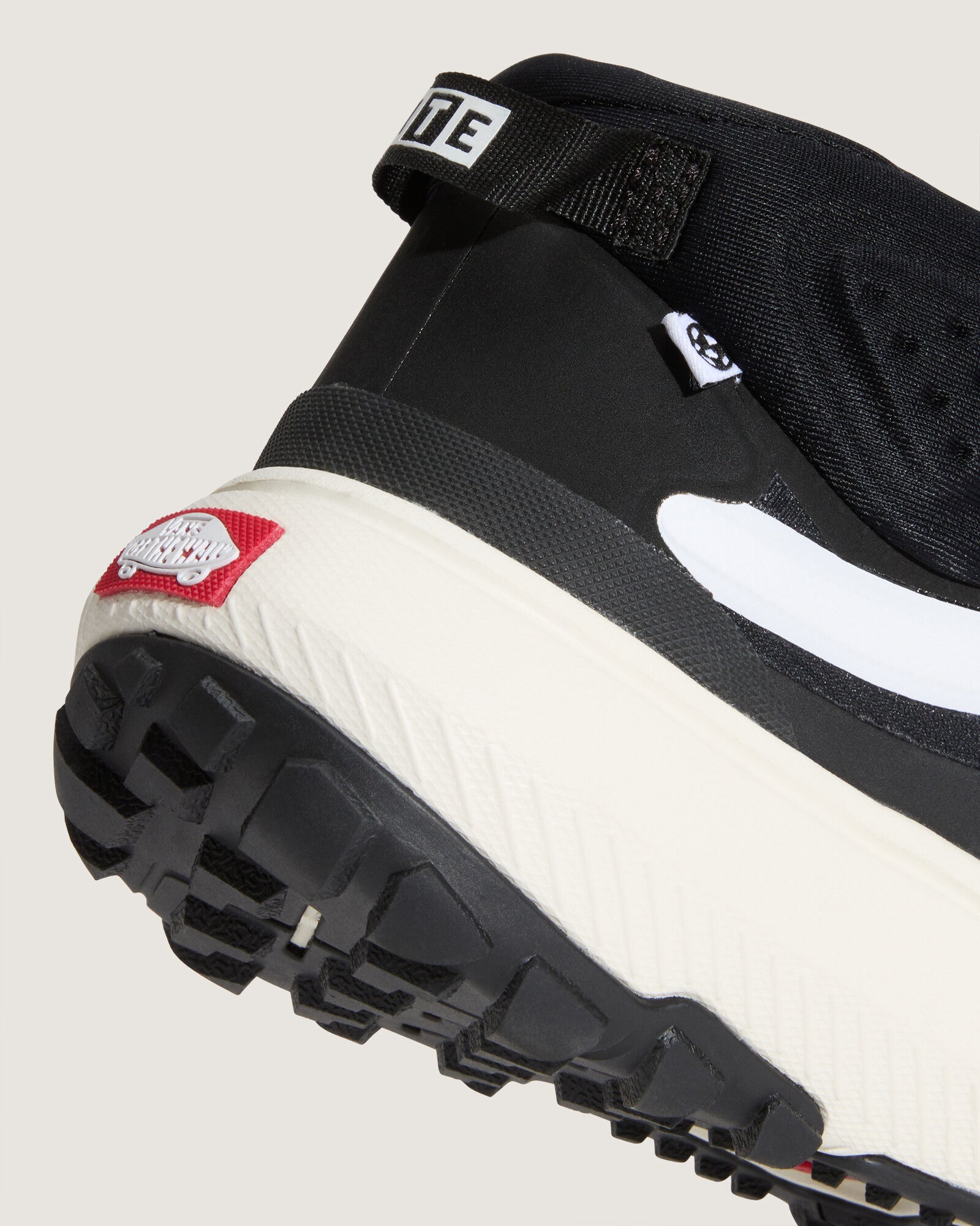 Zapatillas Crosspath Mid