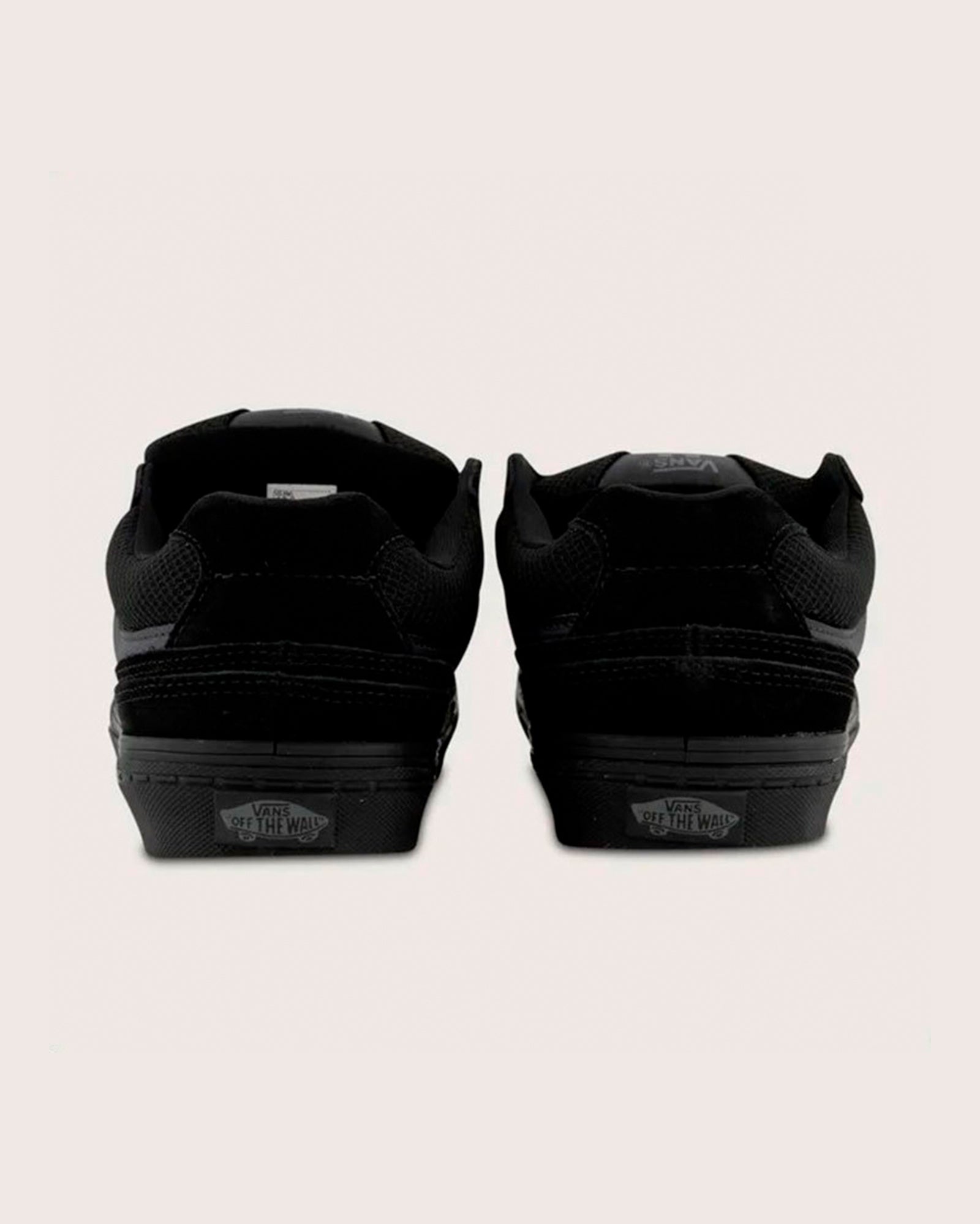 Zapatillas Caldrone - 1; Zapatillas Caldrone - 2; Zapatillas Caldrone - 3; Zapatillas Caldrone - 4; Zapatillas Caldrone - 5; Zapatillas Caldrone - 6; Zapatillas Caldrone - 7; Zapatillas Caldrone - 8; Zapatillas Caldrone - 9; Zapatillas Caldrone - 10