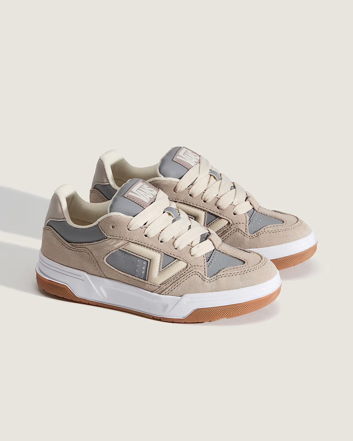 Zapatillas Upland - 1; Zapatillas Upland - 2; Zapatillas Upland - 3; Zapatillas Upland - 4; Zapatillas Upland - 5; Zapatillas Upland - 6; Zapatillas Upland - 7; Zapatillas Upland - 8; Zapatillas Upland - 9; Zapatillas Upland - 10