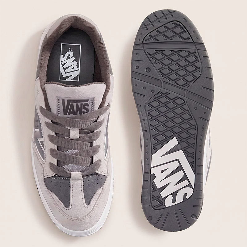 zapatillas-upland-vn000d6fewr-6nf-gris