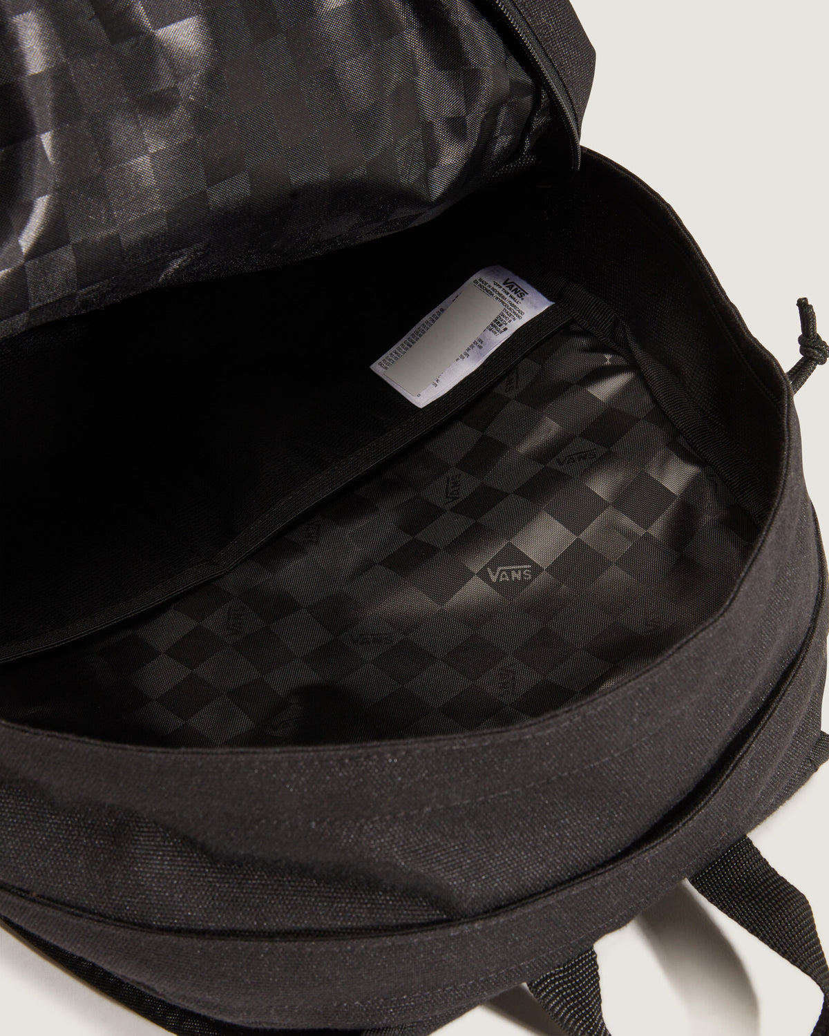 Mochila Old Skool Trek - 1; Mochila Old Skool Trek - 2; Mochila Old Skool Trek - 3; Mochila Old Skool Trek - 4; Mochila Old Skool Trek - 5; Mochila Old Skool Trek - 6; Mochila Old Skool Trek - 7; Mochila Old Skool Trek - 8; Mochila Old Skool Trek - 9; Mochila Old Skool Trek - 10