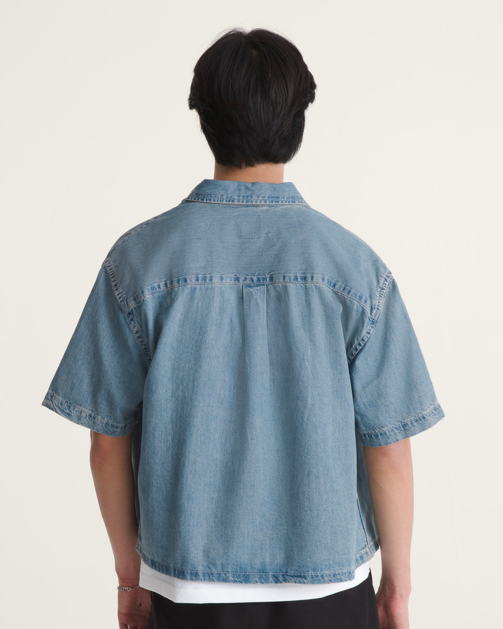 Camisa Manga Corta Cyrus Straight Hem Denim - 1; Camisa Manga Corta Cyrus Straight Hem Denim - 2; Camisa Manga Corta Cyrus Straight Hem Denim - 3; Camisa Manga Corta Cyrus Straight Hem Denim - 4; Camisa Manga Corta Cyrus Straight Hem Denim - 5; Camisa Manga Corta Cyrus Straight Hem Denim - 6; Camisa Manga Corta Cyrus Straight Hem Denim - 7; Camisa Manga Corta Cyrus Straight Hem Denim - 8; Camisa Manga Corta Cyrus Straight Hem Denim - 9; Camisa Manga Corta Cyrus Straight Hem Denim - 10
