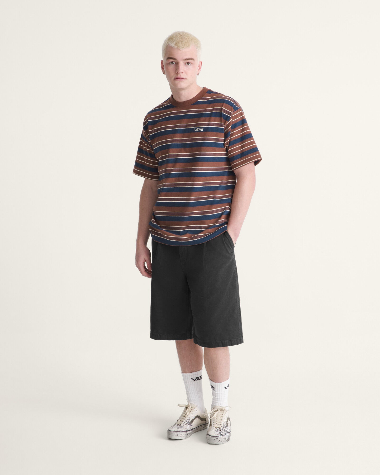 Short Authentic Chino Baggy - 1; Short Authentic Chino Baggy - 2; Short Authentic Chino Baggy - 3; Short Authentic Chino Baggy - 4; Short Authentic Chino Baggy - 5; Short Authentic Chino Baggy - 6; Short Authentic Chino Baggy - 7; Short Authentic Chino Baggy - 8; Short Authentic Chino Baggy - 9; Short Authentic Chino Baggy - 10