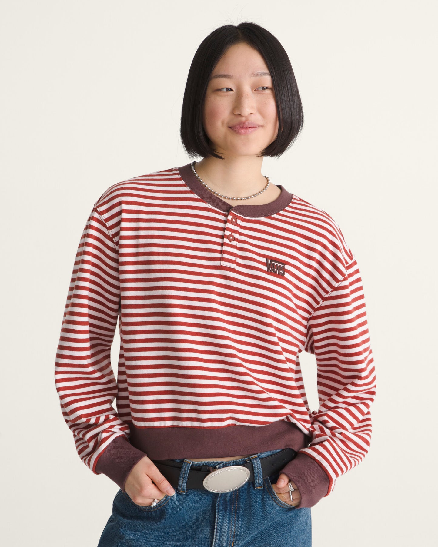 Polerón Molly Henley Pullover - 1; Polerón Molly Henley Pullover - 2; Polerón Molly Henley Pullover - 3; Polerón Molly Henley Pullover - 4; Polerón Molly Henley Pullover - 5; Polerón Molly Henley Pullover - 6; Polerón Molly Henley Pullover - 7; Polerón Molly Henley Pullover - 8; Polerón Molly Henley Pullover - 9; Polerón Molly Henley Pullover - 10