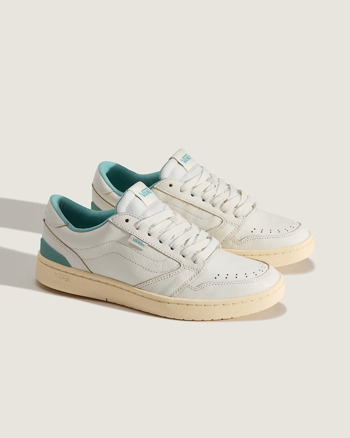 Zapatillas Court Low - 1; Zapatillas Court Low - 2; Zapatillas Court Low - 3; Zapatillas Court Low - 4; Zapatillas Court Low - 5; Zapatillas Court Low - 6; Zapatillas Court Low - 7; Zapatillas Court Low - 8; Zapatillas Court Low - 9; Zapatillas Court Low - 10