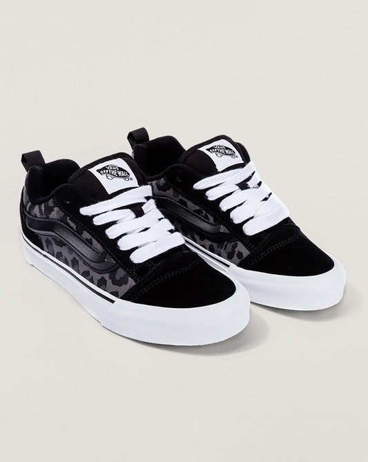 Zapatillas Knu Skool - 1; Zapatillas Knu Skool - 2; Zapatillas Knu Skool - 3; Zapatillas Knu Skool - 4; Zapatillas Knu Skool - 5; Zapatillas Knu Skool - 6; Zapatillas Knu Skool - 7; Zapatillas Knu Skool - 8; Zapatillas Knu Skool - 9; Zapatillas Knu Skool - 10
