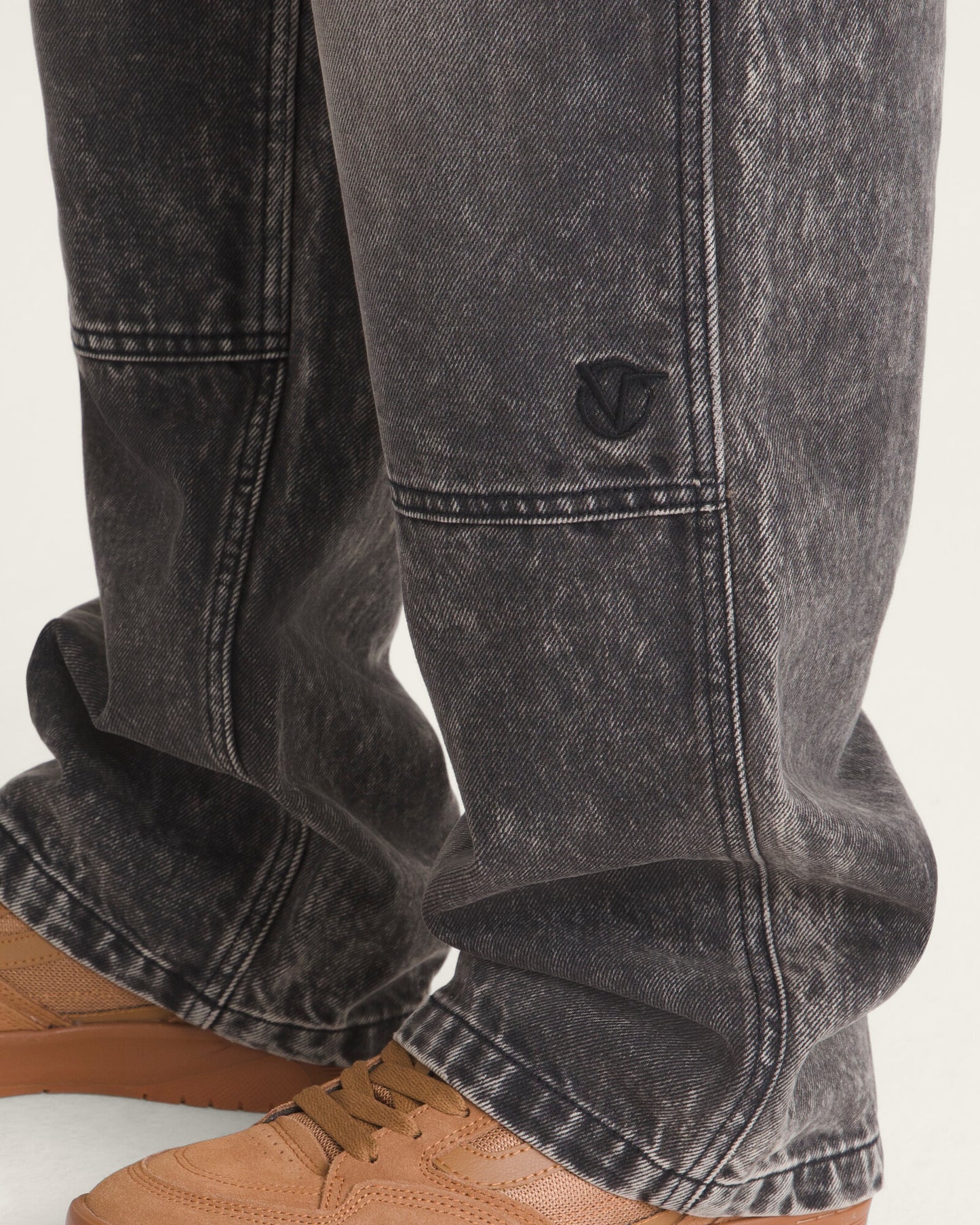 Pantalón Vans X Rowan Double Knee Jeans 2.0 - 1; Pantalón Vans X Rowan Double Knee Jeans 2.0 - 2; Pantalón Vans X Rowan Double Knee Jeans 2.0 - 3; Pantalón Vans X Rowan Double Knee Jeans 2.0 - 4; Pantalón Vans X Rowan Double Knee Jeans 2.0 - 5; Pantalón Vans X Rowan Double Knee Jeans 2.0 - 6; Pantalón Vans X Rowan Double Knee Jeans 2.0 - 7; Pantalón Vans X Rowan Double Knee Jeans 2.0 - 8; Pantalón Vans X Rowan Double Knee Jeans 2.0 - 9; Pantalón Vans X Rowan Double Knee Jeans 2.0 - 10