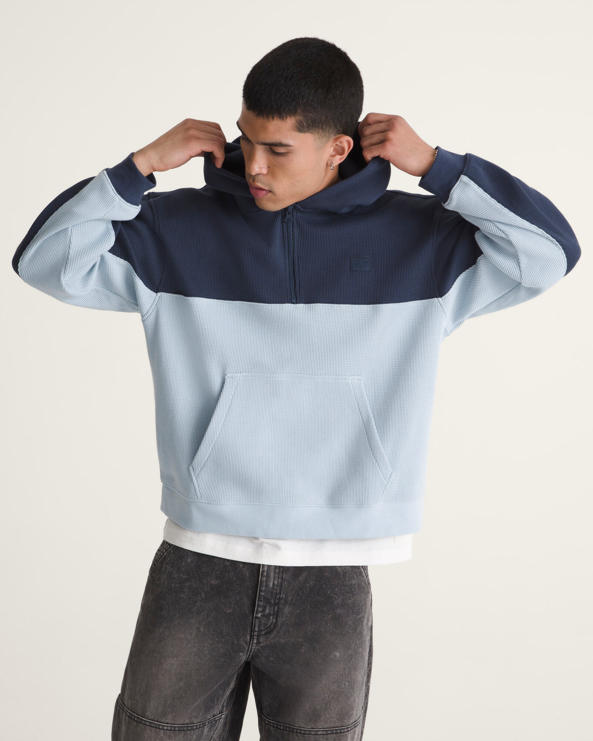 Polerón Vans X Rowan Quarter Zip - 1; Polerón Vans X Rowan Quarter Zip - 2; Polerón Vans X Rowan Quarter Zip - 3; Polerón Vans X Rowan Quarter Zip - 4; Polerón Vans X Rowan Quarter Zip - 5; Polerón Vans X Rowan Quarter Zip - 6; Polerón Vans X Rowan Quarter Zip - 7; Polerón Vans X Rowan Quarter Zip - 8; Polerón Vans X Rowan Quarter Zip - 9; Polerón Vans X Rowan Quarter Zip - 10