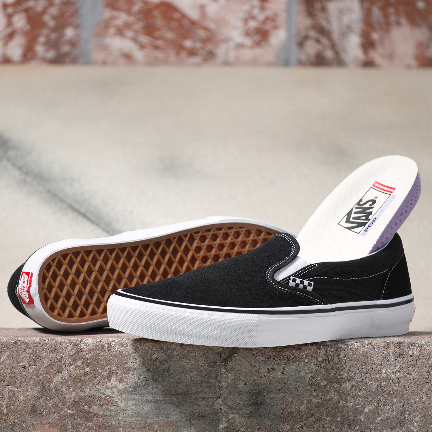 Zapatilla Skate Slip-On Black/White - Vans